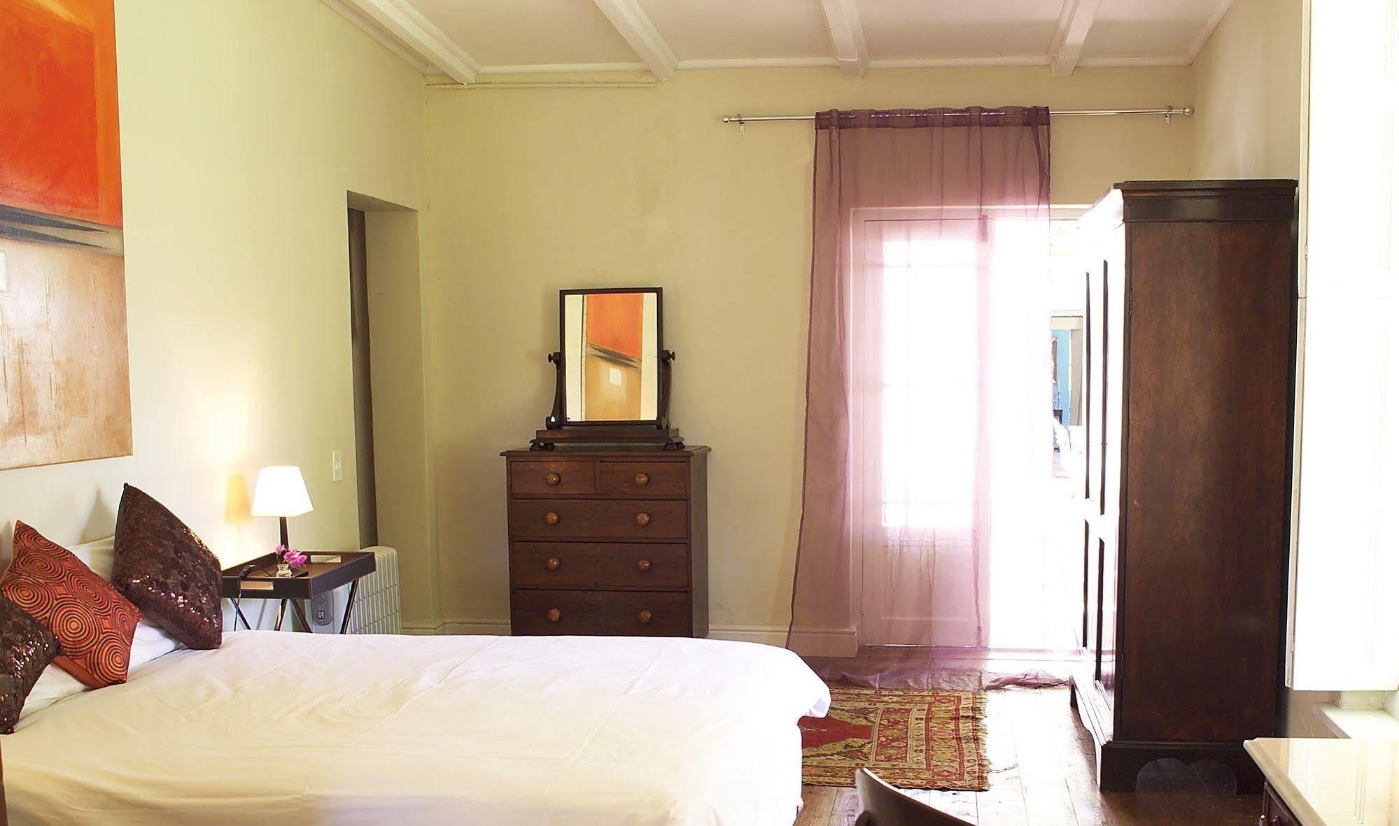 Hawksmoor House 4*